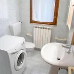 Ground-floor Haven Just 350mt From The Daire Eraclea Mare
