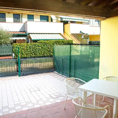 Ground-floor Haven Just 350mt From The * Eraclea Mare